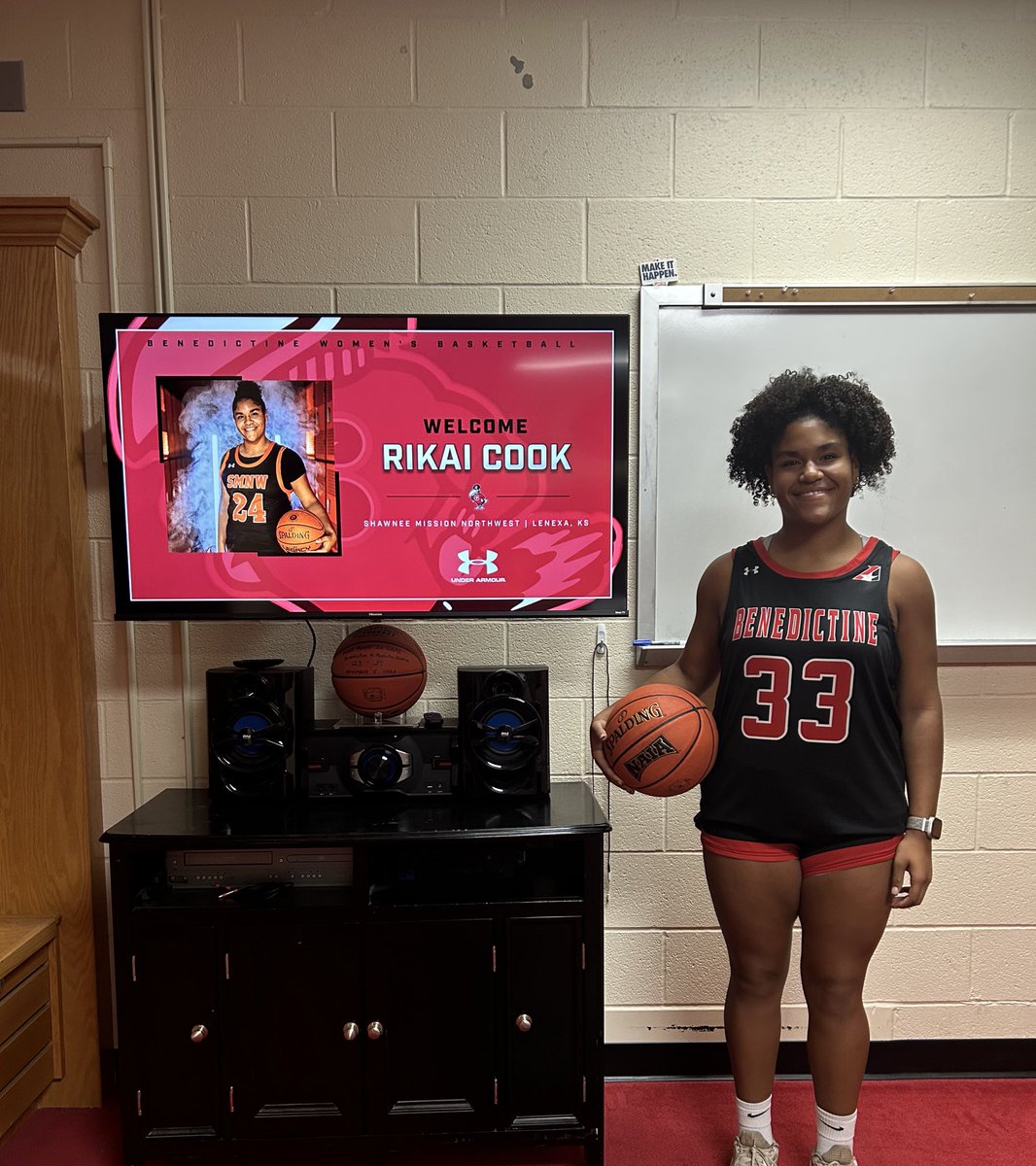 Rikai Cook (@rikaicook) on Twitter photo I had a great time at my first visit with <a href="/Raven_WBB/">Benedictine WBB</a>! It was great to talk with Coach Folsom and Coach Connelly. I loved playing and meeting with the team too. Thank you for the opportunity! #GoRavens I had a great time at my first visit with <a href="/Raven_WBB/">Benedictine WBB</a>! It was great to talk with Coach Folsom and Coach Connelly. I loved playing and meeting with the team too. Thank you for the opportunity! #GoRavens