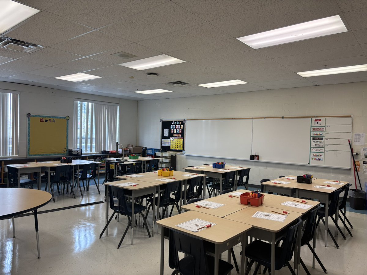 Ms_AChen's tweet photo. Happy first day of school! Excited to be back in the classroom with the Grade 5s! https://t.co/nIxK21B6tu