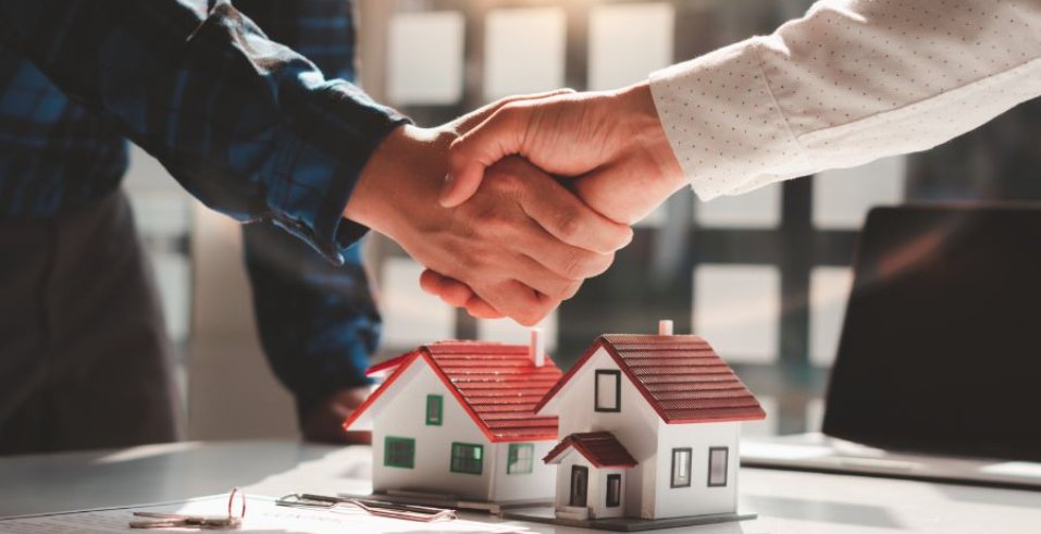 How to Invest in Real Estate Without Quitting Your Day Job

bhsusa.com/blog/post/how-…