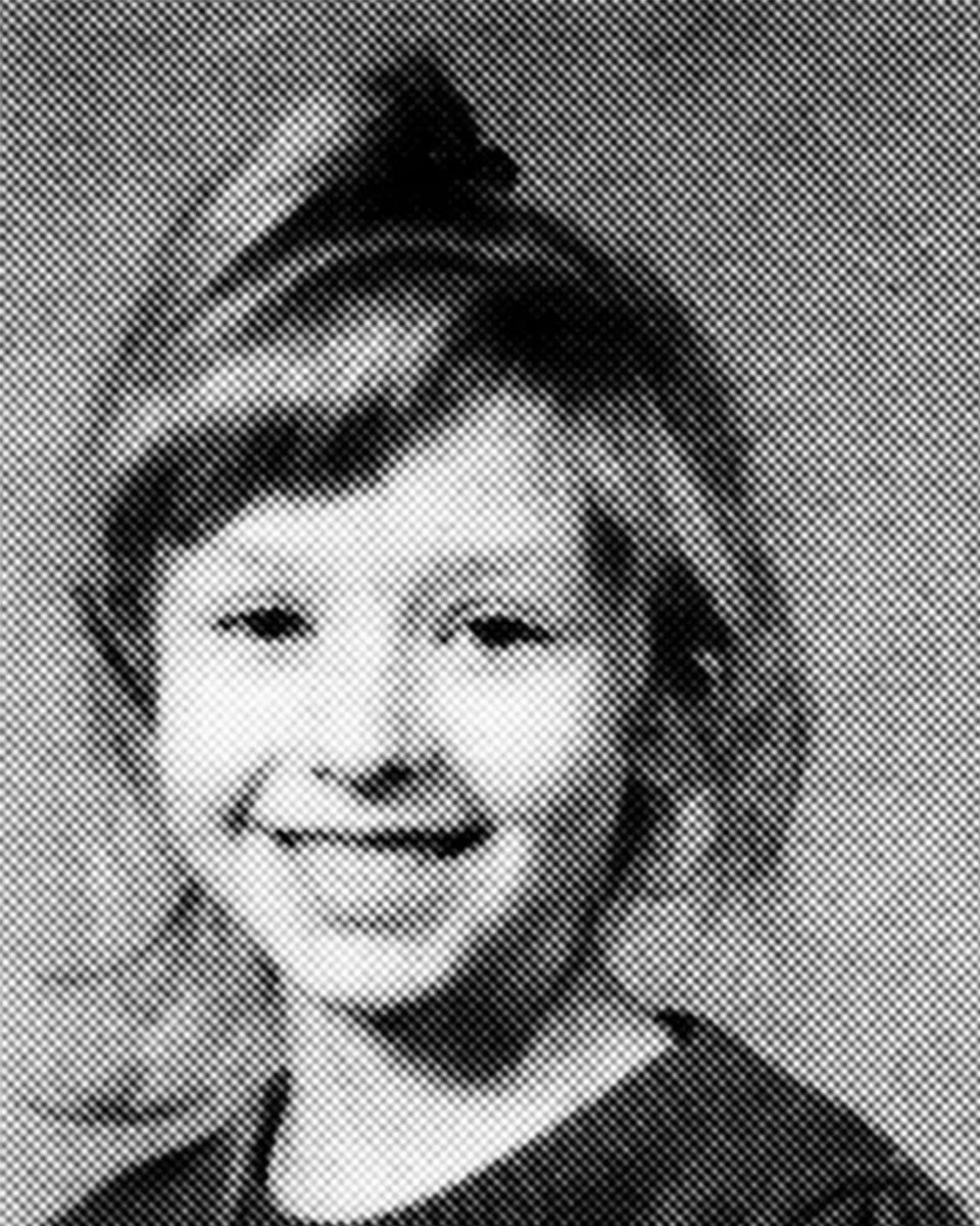 KiSS925's tweet image. With the kids back to school this week, here are some of our favourite celebrities' school photos. 🎒🏫✏️📚 

Can you guess who is who? 

#BackToSchool #FirstDayOfSchool