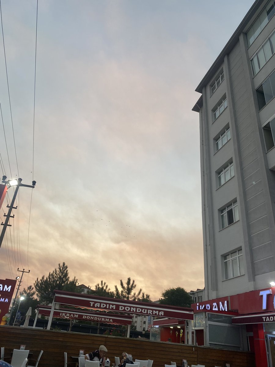 Bunlar bulut değil, duman. #KastamonuYanıyor #KarabükYanıyor