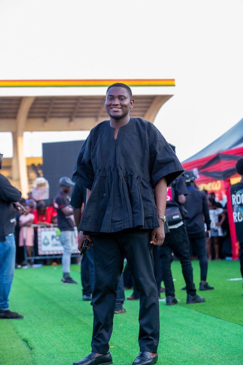 PoliticalPrin13's tweet image. You may not be part of the future you fight for. Be careful, thread cautiously, respect everyone and keep your faith and hope for the best. 
God Is The Lifter Of Men 🤲🏾🙏🫶🏾

Rest Well Legend DL💔