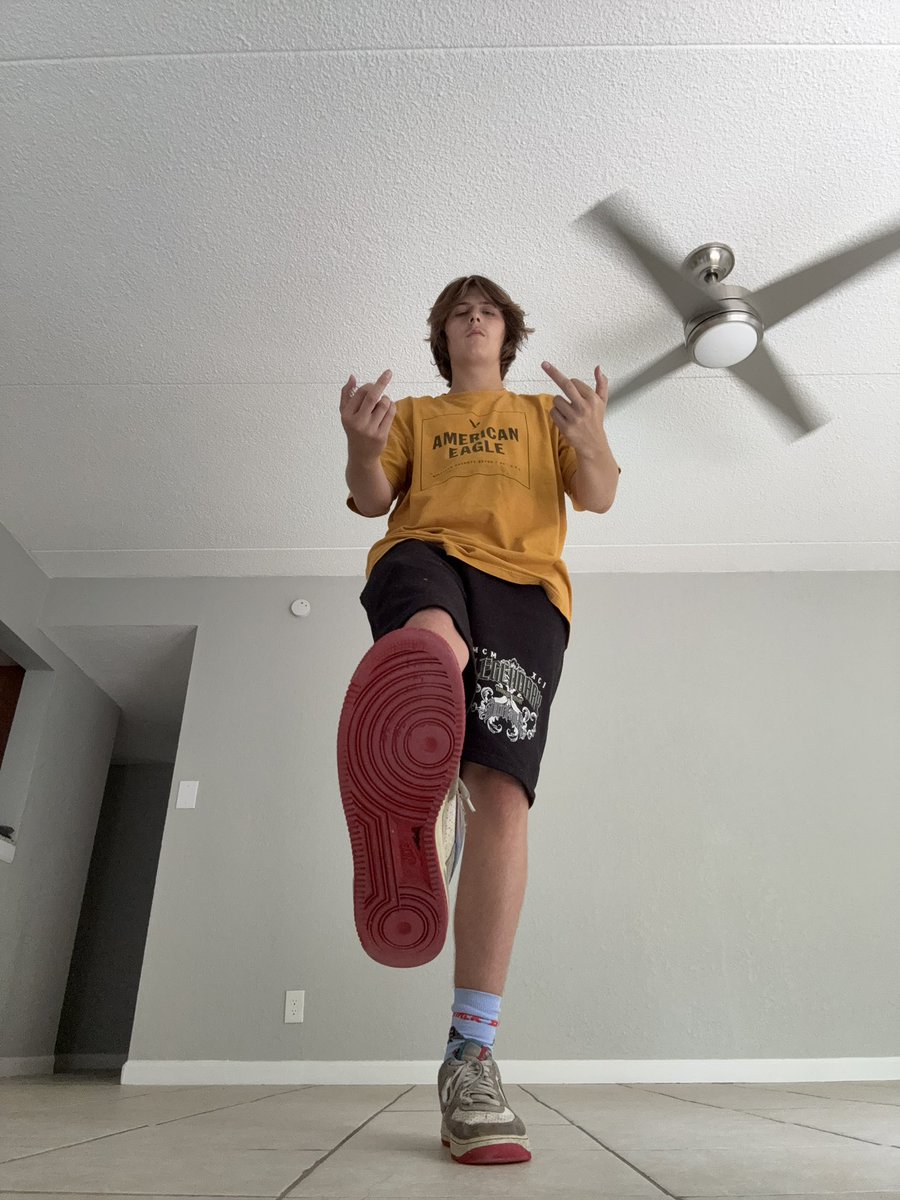 masterj235's tweet photo. Serve subs meets customs drains 24/7 hmu help furnish my new house in Florida https://t.co/npILUbF93k