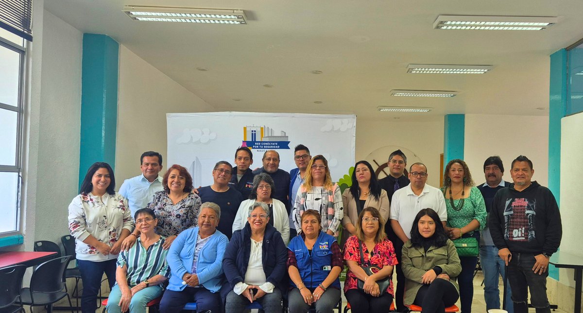 Desde 2024 impulsamos la #RedConéctatePorTuSeguridad en 18 colonias de ambos municipios 🏘️ para fortalecer:

 ✅ La cohesión social
 ✅ La cultura de la legalidad
 ✅ El empoderamiento comunitario 
 ✅ El acceso a la justicia
 ✅ Y la unión ciudadana vs la violencia