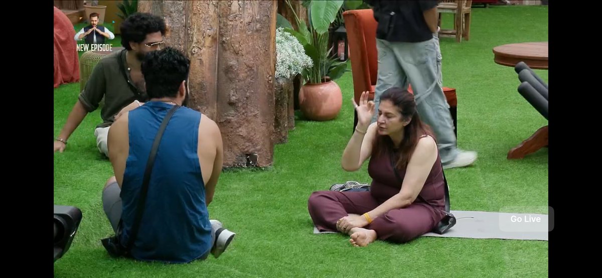 delusionnworld's tweet image. Now I feel we have #Poojabhatt and #Bebika 2.0 as #TanyaMittal &amp;amp; kunicka ! 

#NeelamGiri is just giving #ManishaRani vibe 😭

#BigBoss19