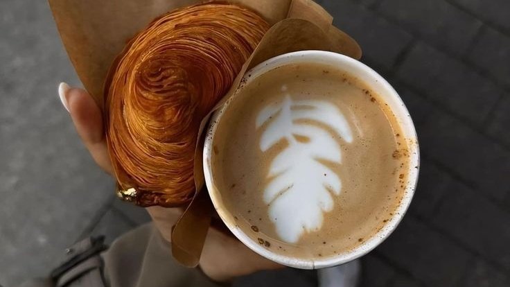 AcademiaDreams's tweet photo. autumn calling 🍂🤎 https://t.co/tXRSCmEKSc