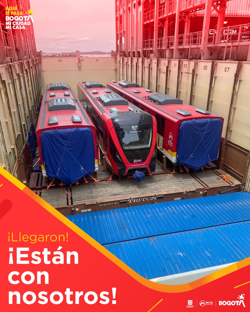 🥳¡Ya está acá! Bienvenido el primer tren del Metro de Bogotá con sus 6 vagones. Bogotá está lista para recibirlos 💛❤️. 
#LlegaElPrimerTrenDelMetro 🚆