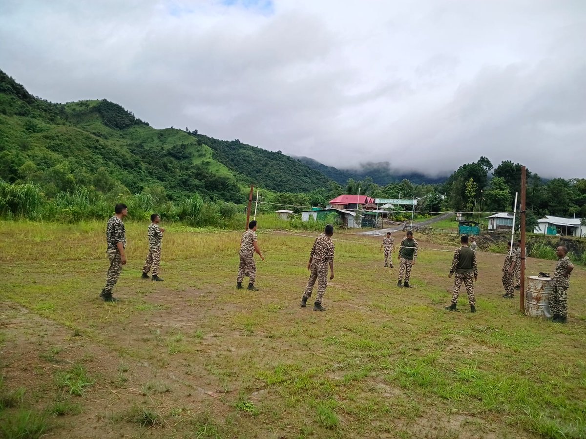 co189_bn's tweet image. T-202553- &quot;If you can believe it, the mind can achieve it&quot;. evening activities 189 Bn CRPF on 02/09/25. #Sports  #Manipur #groupactivity