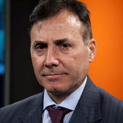 COMPATRIOTAS ES JUEZ TIENE 5 CINCO DENUNCIAS POR ACOSO SEXUAL YMALTRATO A SUS EMPLEADOS
PUEDE IMPARTIR       JUSTICIA ESTE TIPO,ESTE MISERABLE PUEDE SEGUIR EN LA JUSTICIA ,SOMOS BOLUDOS ?? DE HABERLO HECHO A UNA HIJA MIA LO HUBIERA CAGADO A GARROTAZOS POR HDP !!!°😡😡😡😡😡😡😡.