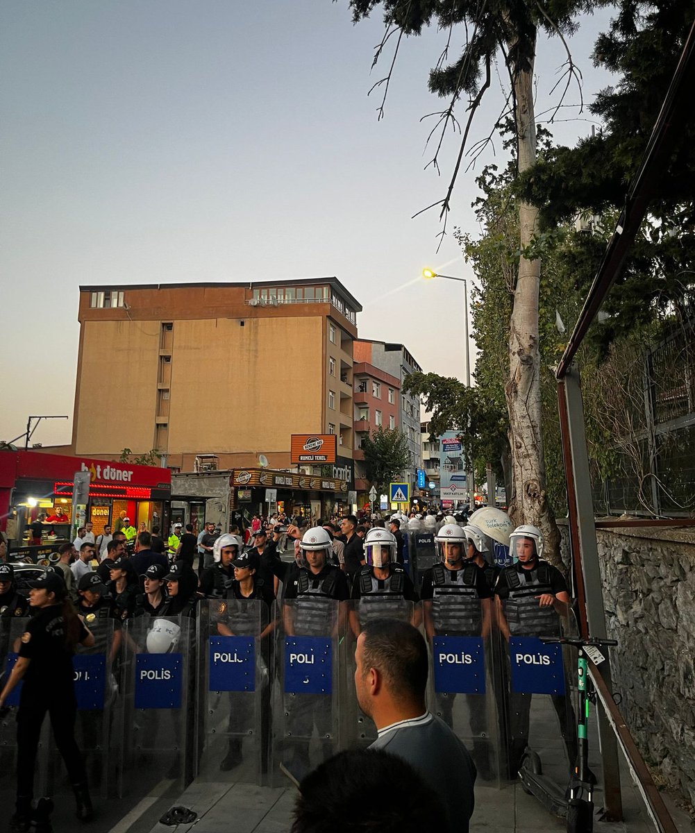24 tane suç kaydı olan adam okul kampüsüne girip 15 yaşında kızı öldürürken NERDEYDİNİZ??