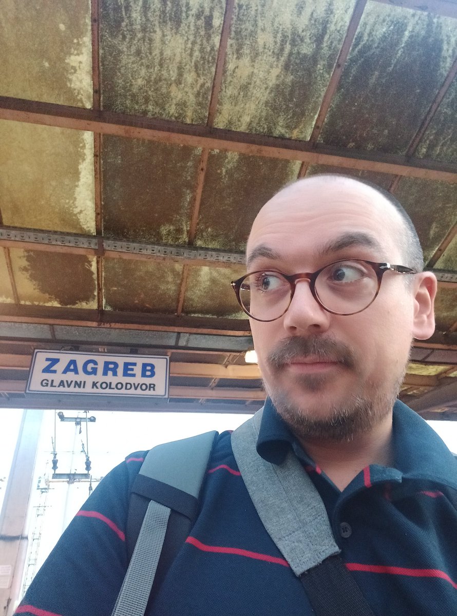 Cinq heures de train pour 170 km avec un bonus de 30 minutes de retard (et on ne parle pas de l'état des sanitaires) mais au moins les paysages sur le parcours étaient magnifiques 🇭🇷🇭🇷🇭🇷
#GrandTour #Rijeka #Zagreb