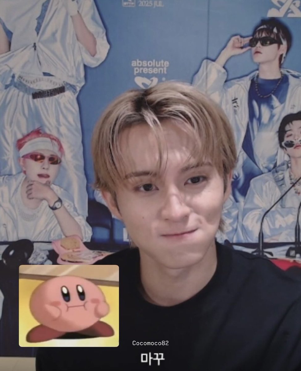 Cocomoco82's tweet image. 250902 마크 k4 fansign 
😙

#MARK #마크 #李馬克 #NCT #NCT127 #NCTDREAM