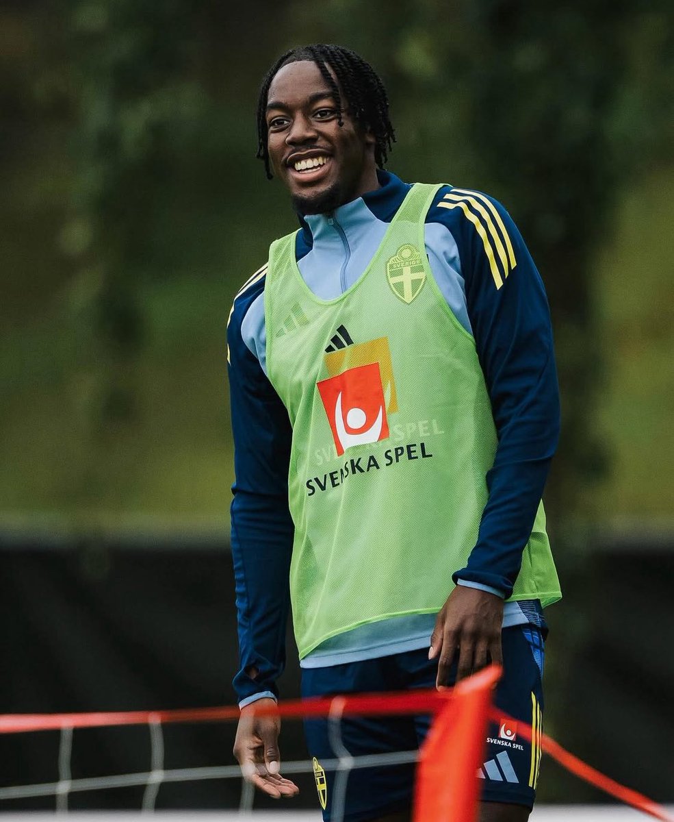 🇸🇪 Okno transferowe w Szwecji zamknięte, na dniach pojawi się jeszcze jakieś TOP 10, ale skupiamy się już na najważniejszym - Szwecja rozpoczyna eliminacje do MŚ 🔥

▶️ Słowenia 🇸🇮 - Szwecja 🇸🇪 (5.09, 20:45) 
▶️ Kosowo 🇽🇰- Szwecja 🇸🇪 (8.09, 20:45) 

Trzeba walczyć o pełną pulę!