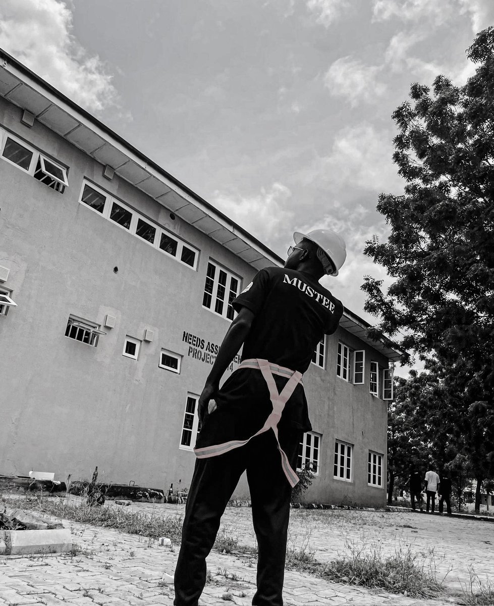 Alhmdllh 
BTech Architecture 💼