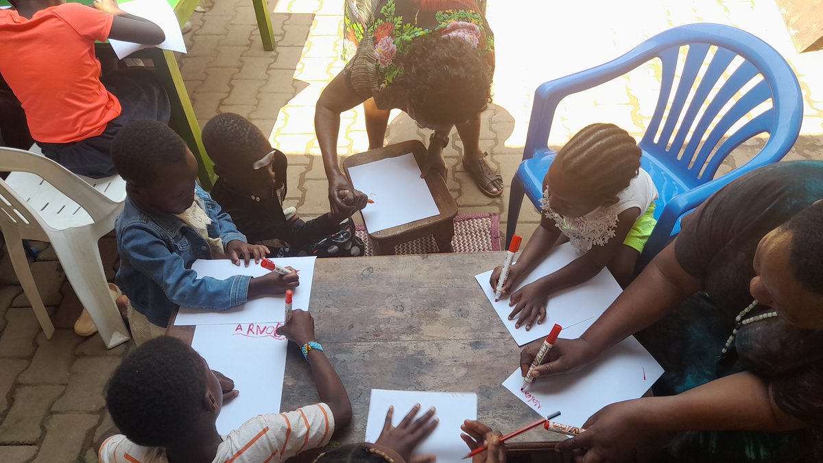 KAPCDAM4's tweet image. Today at KAPCDAM, children 👧 joined an inclusive &apos;Yesterday, Today, Tomorrow&apos; session with @EvolinaFound. We explored the YTT Gender-Equality Educ. &amp;amp; GBV Prevention Prog., fostering community 🤝 &amp;amp; providing essential psychosocial support 🧠. 
#GenderEquality #GBVPrevention