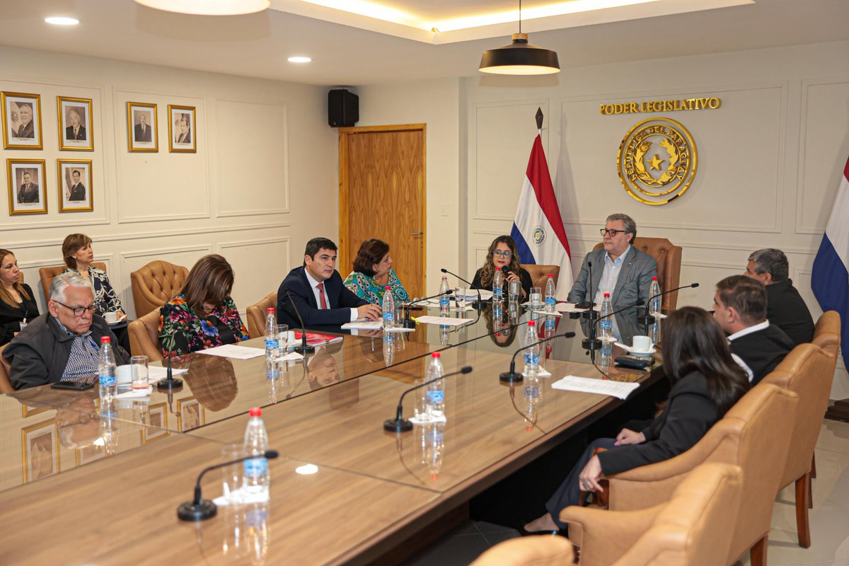 Legisladores e INCOOP anuncian acciones conjuntas

senado.gov.py/index.php/noti…

#SenadoPy