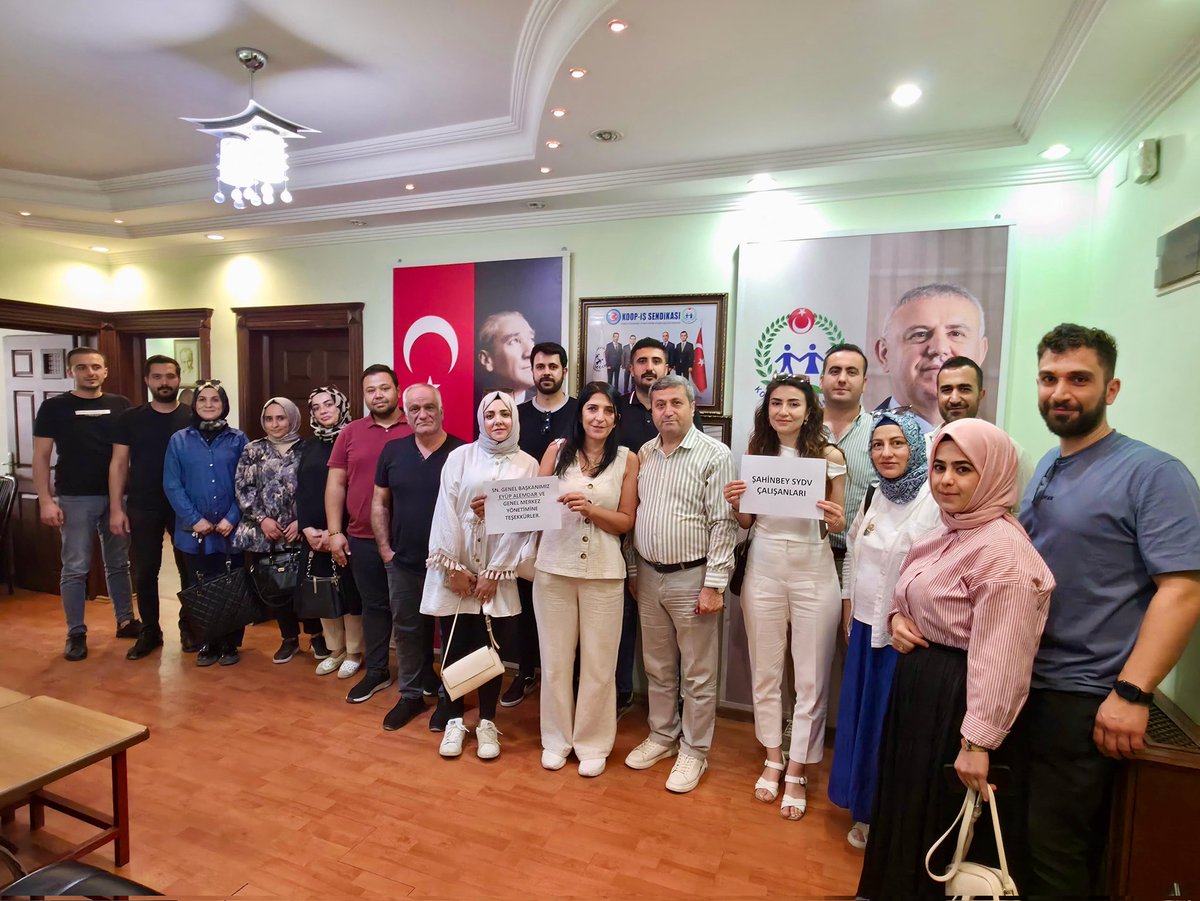 Şahinbey SYDV çalışanları olarak Sayın Genel Baskanımız <a href="/alemdareyup/">Eyüp Alemdar</a> ve genel Merkez Yönetimimize <a href="/metinguney10/">Metin Güney</a> <a href="/muratturkekul/">muratturkekul</a> <a href="/osman07aksoy/">Osman Aksoy</a> ve <a href="/HulyaDemirdas26/">Hülya Demirdaş🇹🇷</a>   tesekkur ediyoruz. Yaşasın Koop-İş.