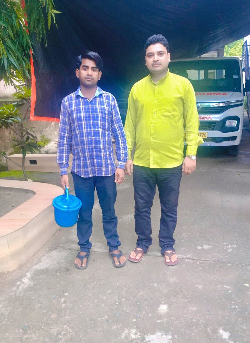 GourangoDutta7's tweet photo. #सेवा_ही_धर्म
सरायकेला कुदरसाईं निवासी सुजन सोय सरायकेला सदर अस्पताल में भर्ती होने की सूचना मिला, मरीज को इमरजेंसी में एक यूनिट A पॉजिटिव 🩸ब्लड की सख्त आवश्यकता होने पर जमशेदपुर ब्लड बैंक पहुंच कर *Jan Seva Sangh Trust* की ओर से उपलब्ध कराया। जोहार 
@DCseraikella https://t.co/USyXsvnGdx