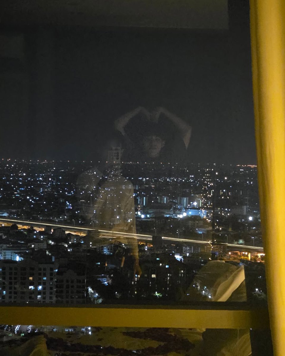 101. แบกแฟนเพราะรองเท้ากัด
102. โรยกุหลาบเป็นรูปหัวใจบนเตียง

ไม่มีอยู่ในลิสด้วยซ้ำ ยิ่งกว่าแฟนอีก นี่คือคู่ชีวิต คนที่ขาดไม่ได้ในชีวิต ไม่แยกครับ ขาดได้แต่ทำไมต้องขาด ผมรักกันจริงๆนะ มีกันอยู่สองคนไม่บอกรักคนนี้จะไปบอกรักใครร เนอะะ 😌💖

#ต้าห์อู๋ออฟโรด #DaouOffroad