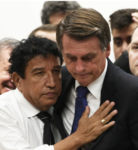 MagnoMalta's tweet photo. O tempo de Deus com o Bolsonaro ainda não acabou. Foi o Senhor quem o levantou, e n’Ele está a nossa confiança.

“Em tudo somos atribulados, mas não angustiados; perplexos, mas não desanimados; perseguidos, mas não desamparados; abatidos, mas não destruídos.”
— 2 Coríntios 4:8-9

#BolsonaroFree