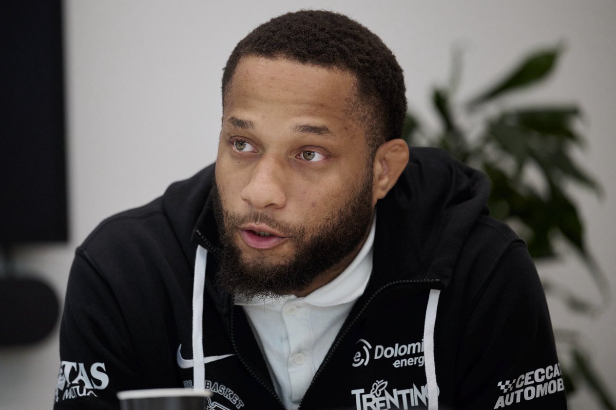Today we officially presented DeVante’ Jones as a new Dolomiti Energia Trentino guard.
His first words in black and white:

“I know how well Trento works with players to help them grow — that’s one of the reasons I’m here. My goal is to have a big impact and help the team keep