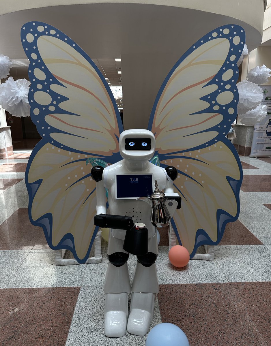Rzx_13's tweet image. حفل استقبال دفعة 25 🥳
اليوم كان مختلف مليان طاقة و حماس ✨
إن شاء الله انبسطتوا واستمتعتوا باللحظات مثل ما استمتعنا بوجودكم 🦋🦋
#FCIT25