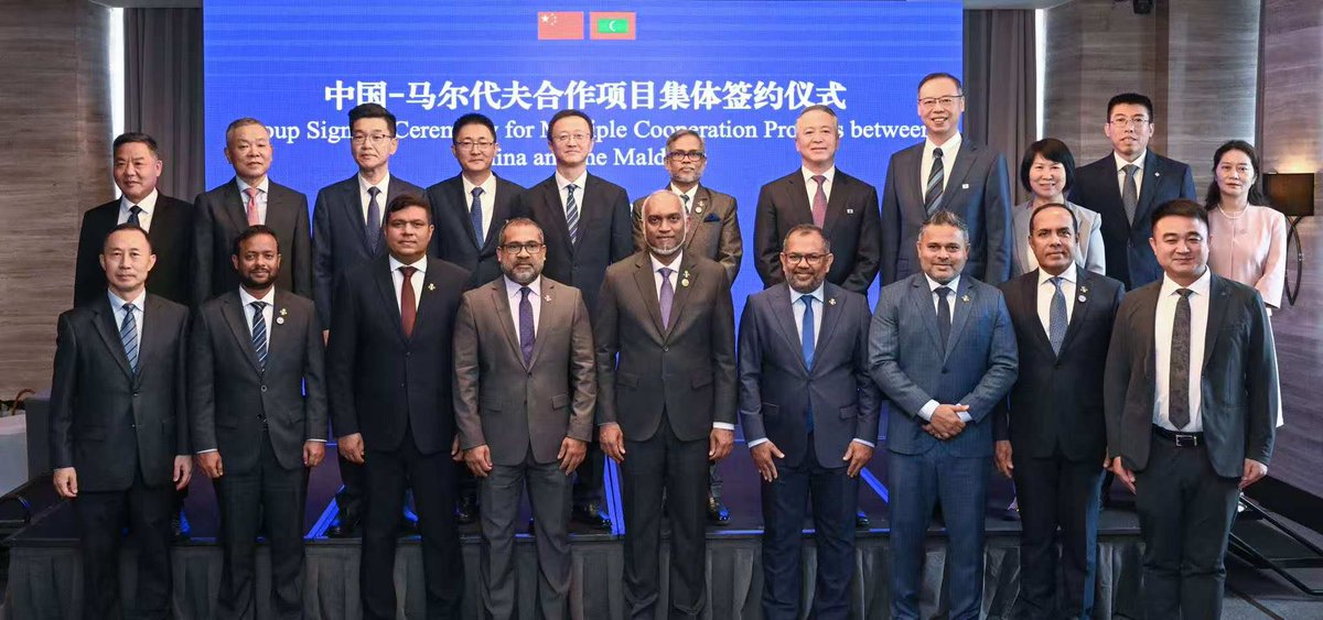 China_Amb_Mdv's tweet image. Warm greetings from Beijing! It is a great pleasure to witness the successful signing of the MoUs between China and the Maldives, together with the distinguished delegation of His Excellency President Dr @MMuizzu , across key sectors such as capacity building, economic…
