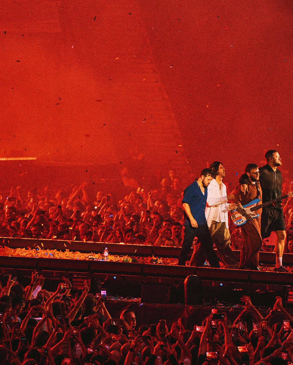 kidsRbornstars's tweet image. @Imaginedragons MEXICO LOVES YOU 🇲🇽🩷🔥🐉🫶🏻
MEXICO LOVES IMAGINE DRAGONS 
MEXICO LOVES WAVES
MEXICO LOVES DON'T FORGET ME
MEXICO WANTS NICE TO MEET YOU

@Imaginedragons @imaginedchart @dragonwagon @DanReynolds @realmacreynolds @WayneSermon