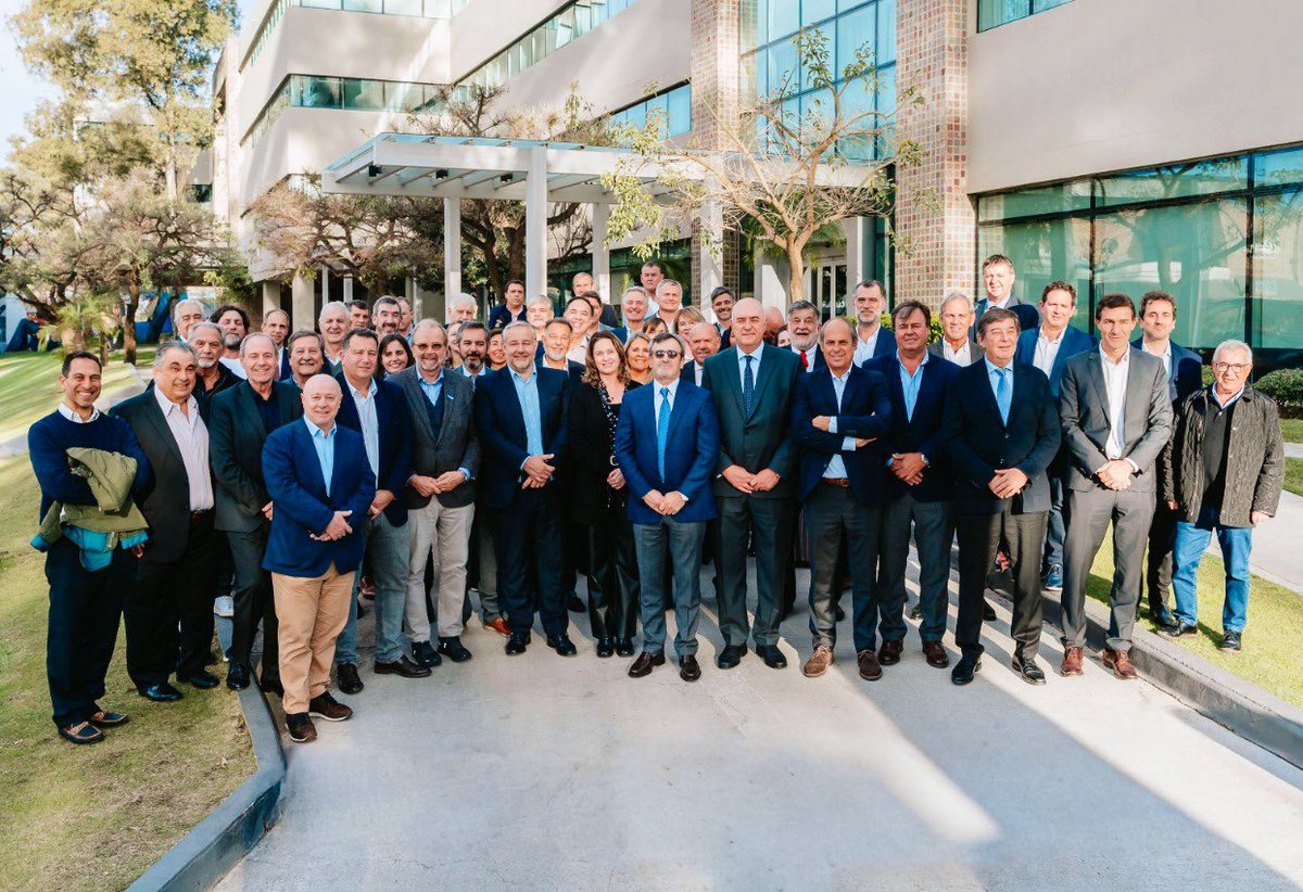 Participando en la Reunión de  Comisión Directiva de <a href="/UIAok/">UIA</a> en Córdoba Capital anticipando el Día de la Industria.
Un País industrial es un País que crece.
#Argentina #Industria