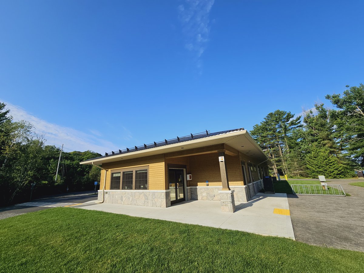 📢We are now into our full fall schedule for our Oastler Lake gatehouse 

For any afterhours emergencies, please contact 705-346-2261

Our hours are as follows:

🍂Sunday - Thursday 8:30am - 4:00pm
🍂Friday - Saturday 8:30am - 8:00pm