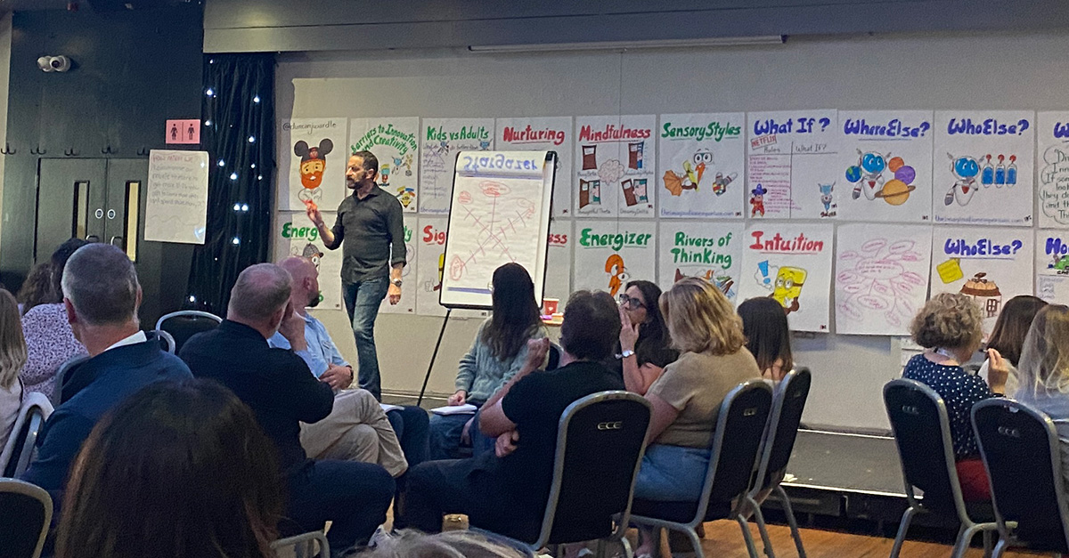 supportCHAS's tweet image. 💡✨ Colleagues across CHAS stepped into a world of imagination with @DuncanJWardle at an Innovation Workshop.
We left inspired, curious, and ready to dream bigger for the children and families we support across Scotland. 💜🌈
#keepthejoyalive #YesAnd