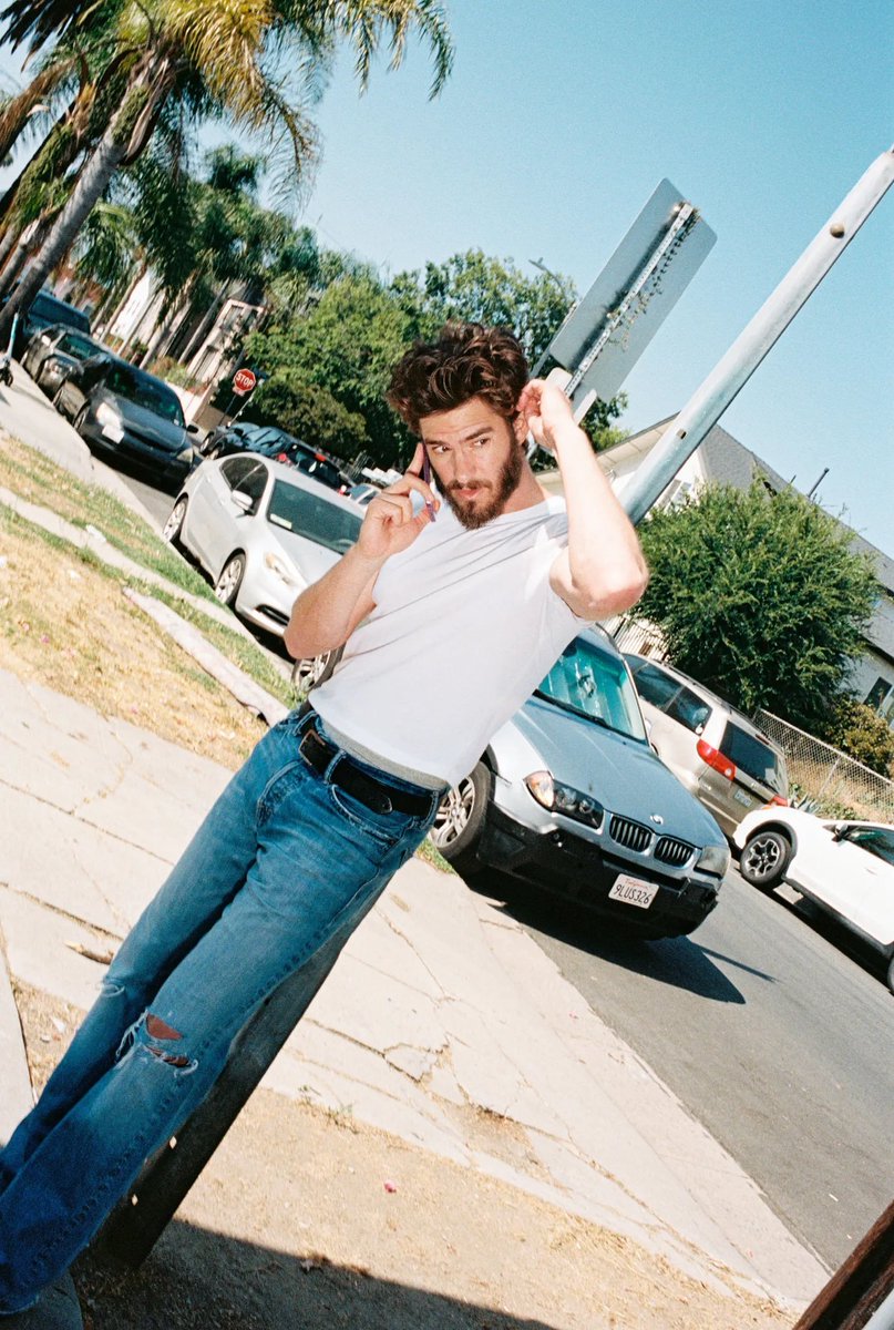 agarfield_com's tweet image. 📸 Andrew Garfield for The Cut.