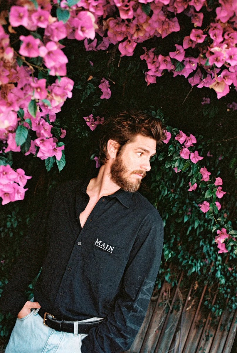 agarfield_com's tweet image. 📸 Andrew Garfield for The Cut.
