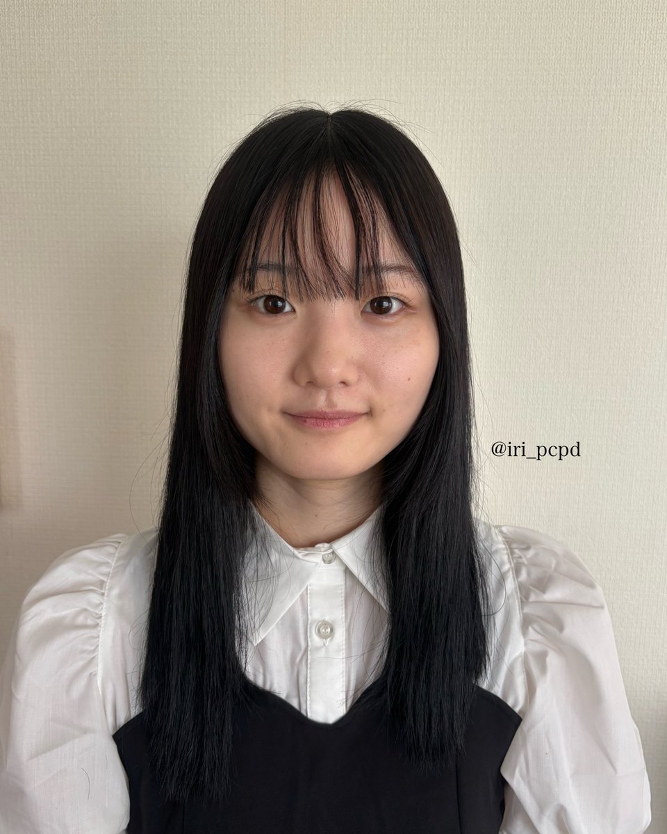 iri_pcpd's tweet photo. #パーソナルカラー #パーソナルデザイン #PC #PD #パーソナルメイク 

ブルベ冬・PDキュートのお客様🍇(20代前半)

ブルベ冬の方は強いコントラストが似合うので、リップと目元のメイクを鮮やかな色味でしっかりし、チークは控えめに引き算すると垢抜けた印象になります💄✨ https://t.co/iTblrmy2dJ
