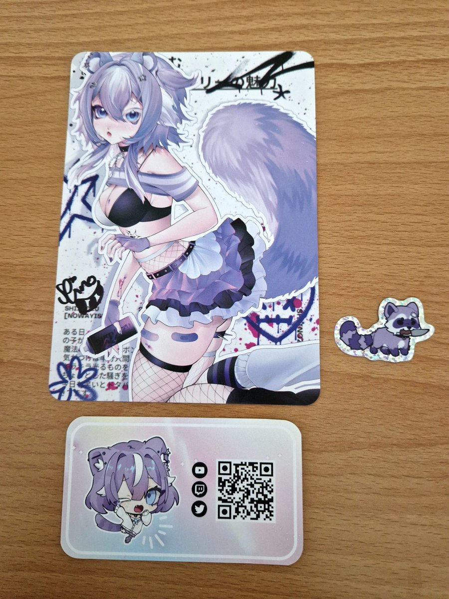 xVectorosx's tweet photo. Kam heute bei mir an, vielen Dank @shiinozu, hat mich sehr gefreut. Find den Sticker auch so cool <3 https://t.co/pAe7rPos6I