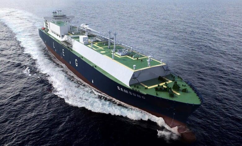 OE_greenmarine's tweet photo. SHI once again selects Wärtsilä technology for dual-fuel VLEC quintet
https://t.co/bKJnzrrved
#maritime #shipbuilding #marinetechnology #VLEC #cargohandlingsystem #fuelgassupply https://t.co/QotPQcn3Mo