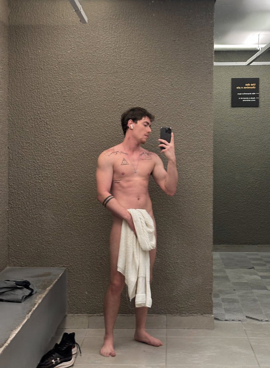 Minha terapia: malhar e ficar pelado