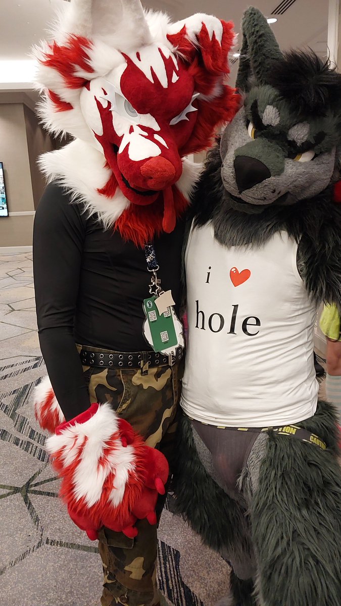 So <a href="/Mak_Sabre/">Mak 🐺</a> got a new shirt