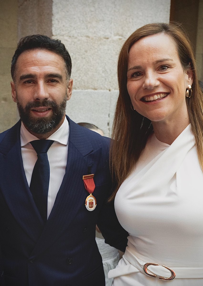 Fonsi Loaiza tweet media