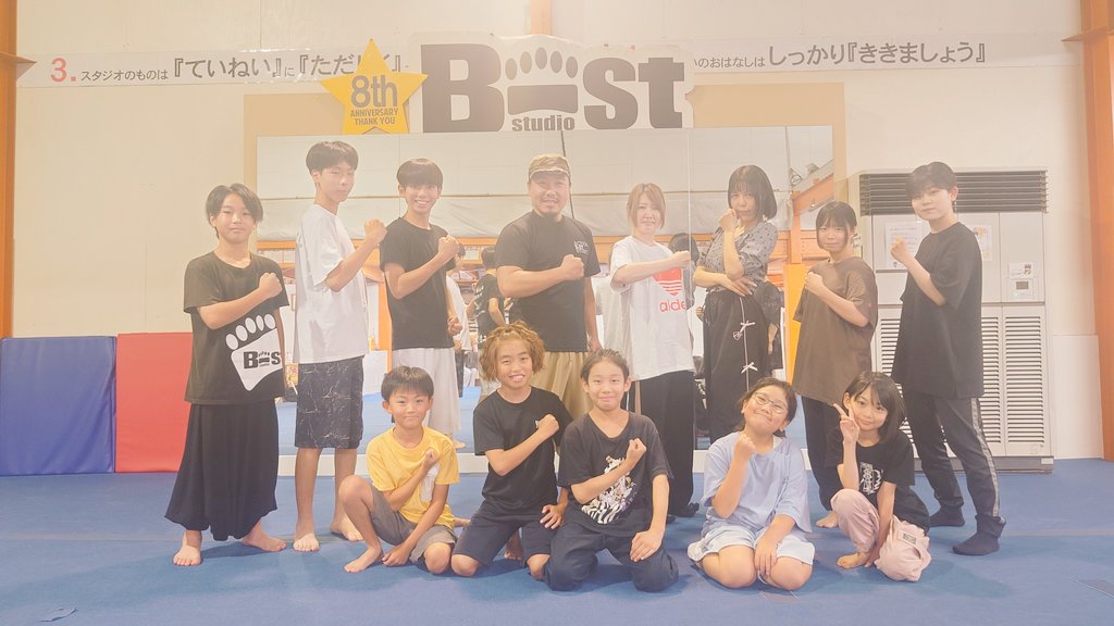 劇団ビーストが動き出したぞー！！！

今日は記念すべき第一回目の稽古でした！
名古屋からエンタメを盛り上げれているよう頑張ってまいります！

公式Xを制作中です。
まずは村井のアカウントにて全員じゃないけどもメンバー集合写真を！

団員紹介していきますよー＼(^o^)／
#ビースト
#劇団ビースト