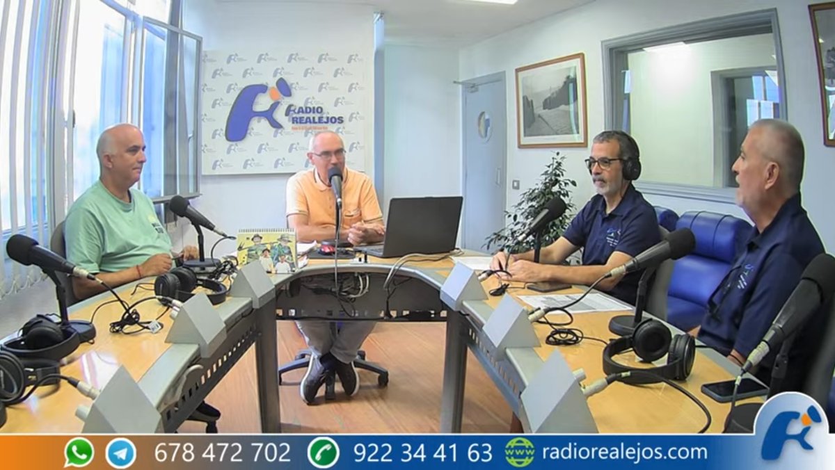 Entrevista en Radio Los Realejos – XIV Encuentro Insular de Senderismo

fedtfm.es/entrevista-en-…

<a href="/RadioRealejos/">Radio Realejos</a> 
#radiorealejos #radio #losrealejos #fimt #federaciontinerfeñamontañismo #senderismo #encuentrosenderismo #tenerife #Canarias