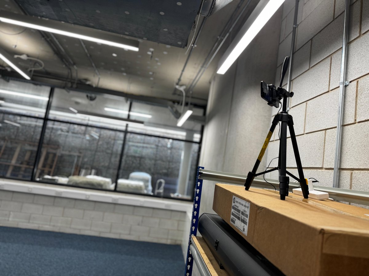 CollegeEsports_'s tweet image. Any guesses😳 what's being captured🎥?
Some exciting changes coming soon🫣, Stay tuned!
#collegeofesports #whatscoming #excitingchanges #guesswhat