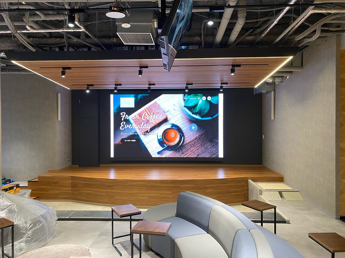 LEDビジョン取付のビフォーアフターです！
お見積もりお気軽にご連絡下さい。

jp-signage.ocnk.net
#デジタルサイネージ
#LEDビジョン