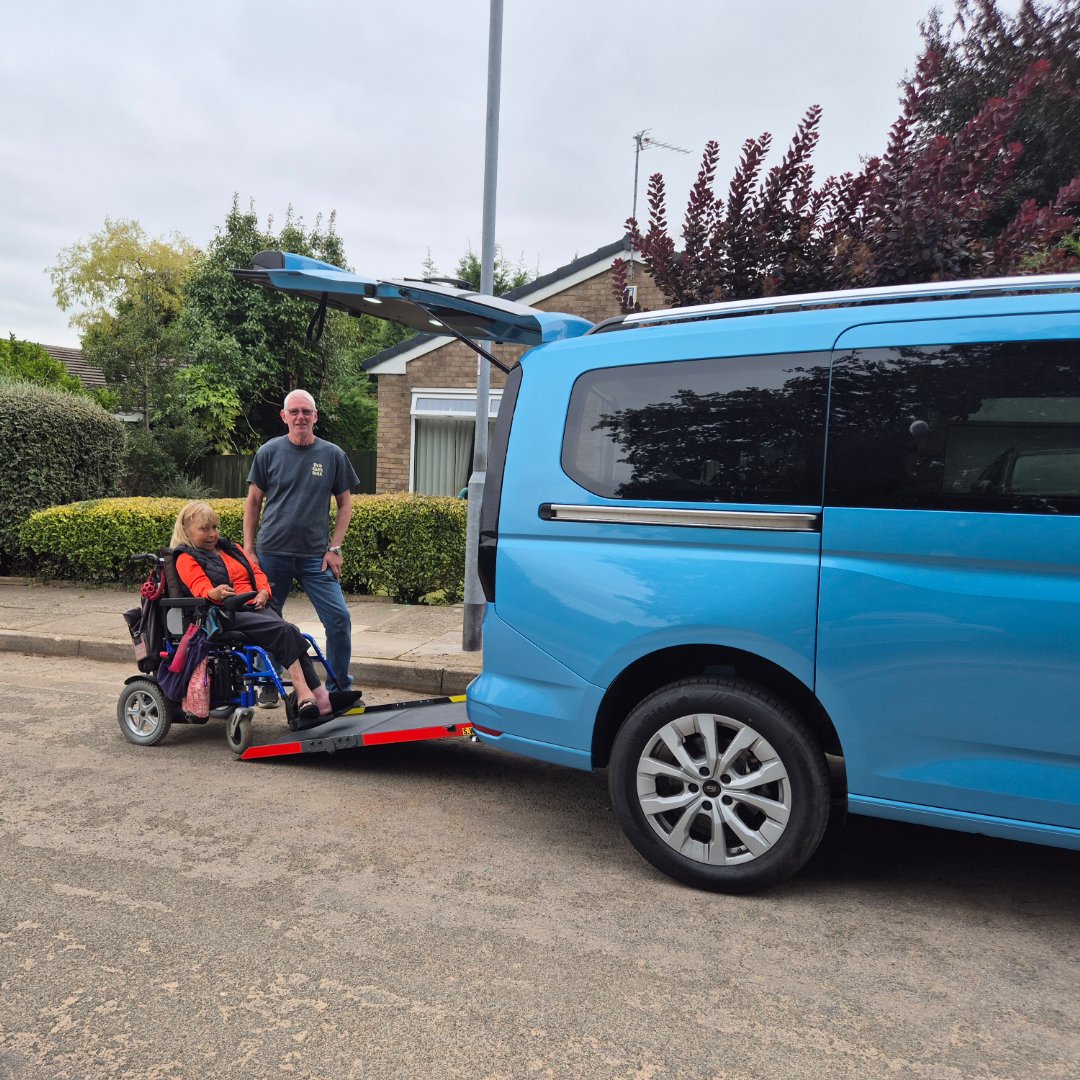 ConversionsTbc's tweet image. Delivery Day for returning customers Tracey &amp;amp; Lyndon
from Cardiff.

Looking for a new Wheelchair Accessible Vehicle? Book your home demo today! We deliver home demonstrations across the UK &amp;amp; Ireland. 

☎️ Call: 0800 999 5090
💻Visit: brnw.ch/21wVoRj