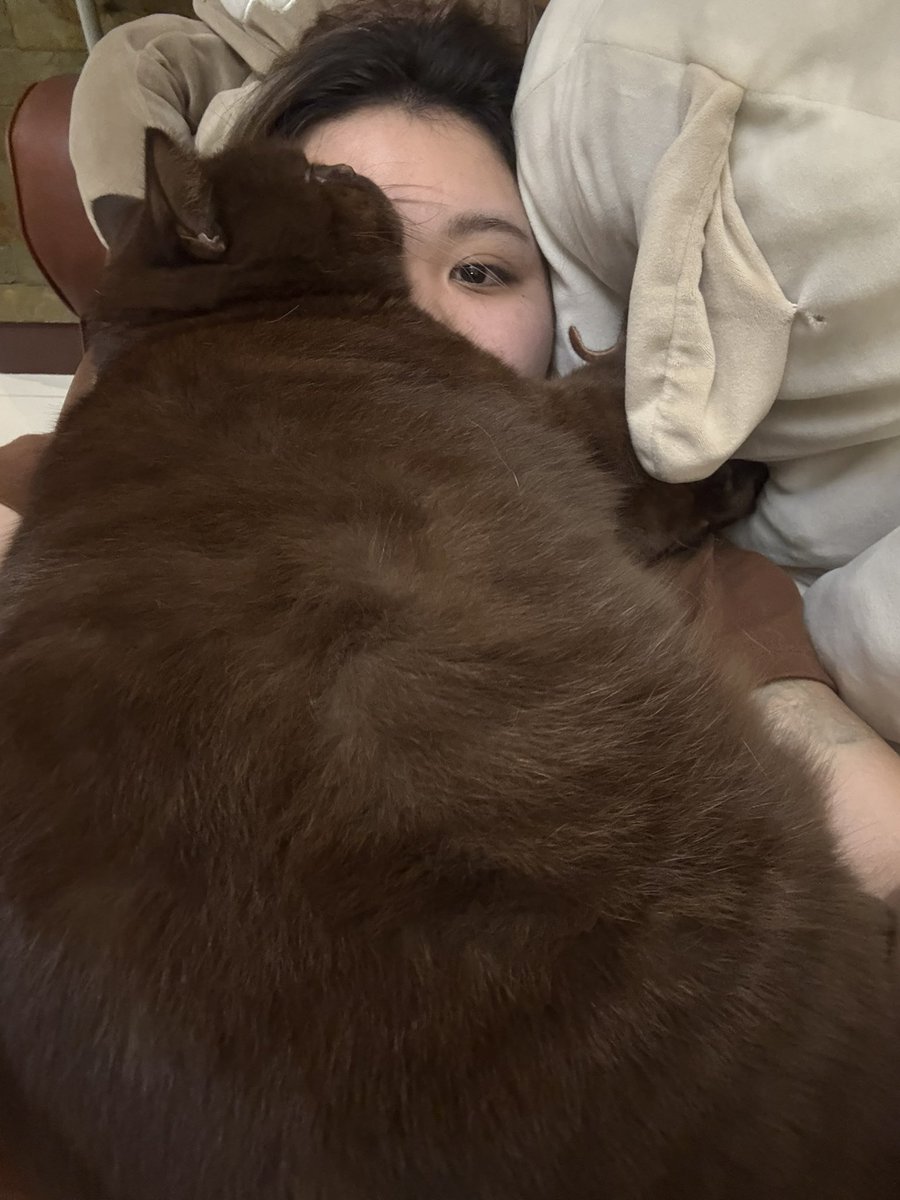 มุมก้อง