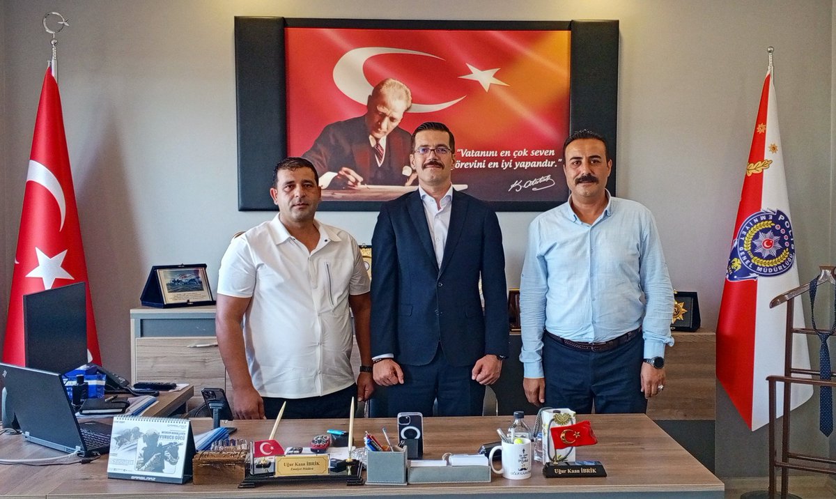 <a href="/EmniyetGM/">Türk Polis Teşkilatı</a> Ayvalık İlçe Emniyet Müdürü olarak Görevine Başlayan Uğur Kaan İbrik Müdürümüzü ; Ayvalık İlçe Başkan Vekilimiz Serhat Can ile Birlikte Ziyaret Ettik. Nezaketi ve Misafirperverliği için Teşekkür Ediyorum...
<a href="/balikesirdeva/">DEVA Partisi Balıkesir İl Başkanlığı</a>
<a href="/ayvalikdeva/">Deva Partisi Ayvalık</a>