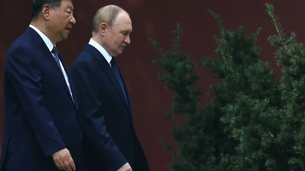 🇨🇳❌ Putin leaves Beijing empty-handed

Putin’s talks with Xi Jinping ended without the Kremlin’s key goal — bringing UnionPay back to Russia and launching Mir cards in China. They signed 22 documents, but none of them were a breakthrough in banking.

Beijing refused to resume