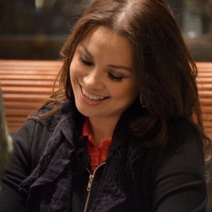 0X1CPTSWN's tweet photo. #leaga au

– She became the main character for a moment at her best friend wedding reception for a matchmaking ‘game,’ now her phone is buzzing, her cheeks are red, and she just want him to stop bothering her (or not) https://t.co/z0kLh99duR