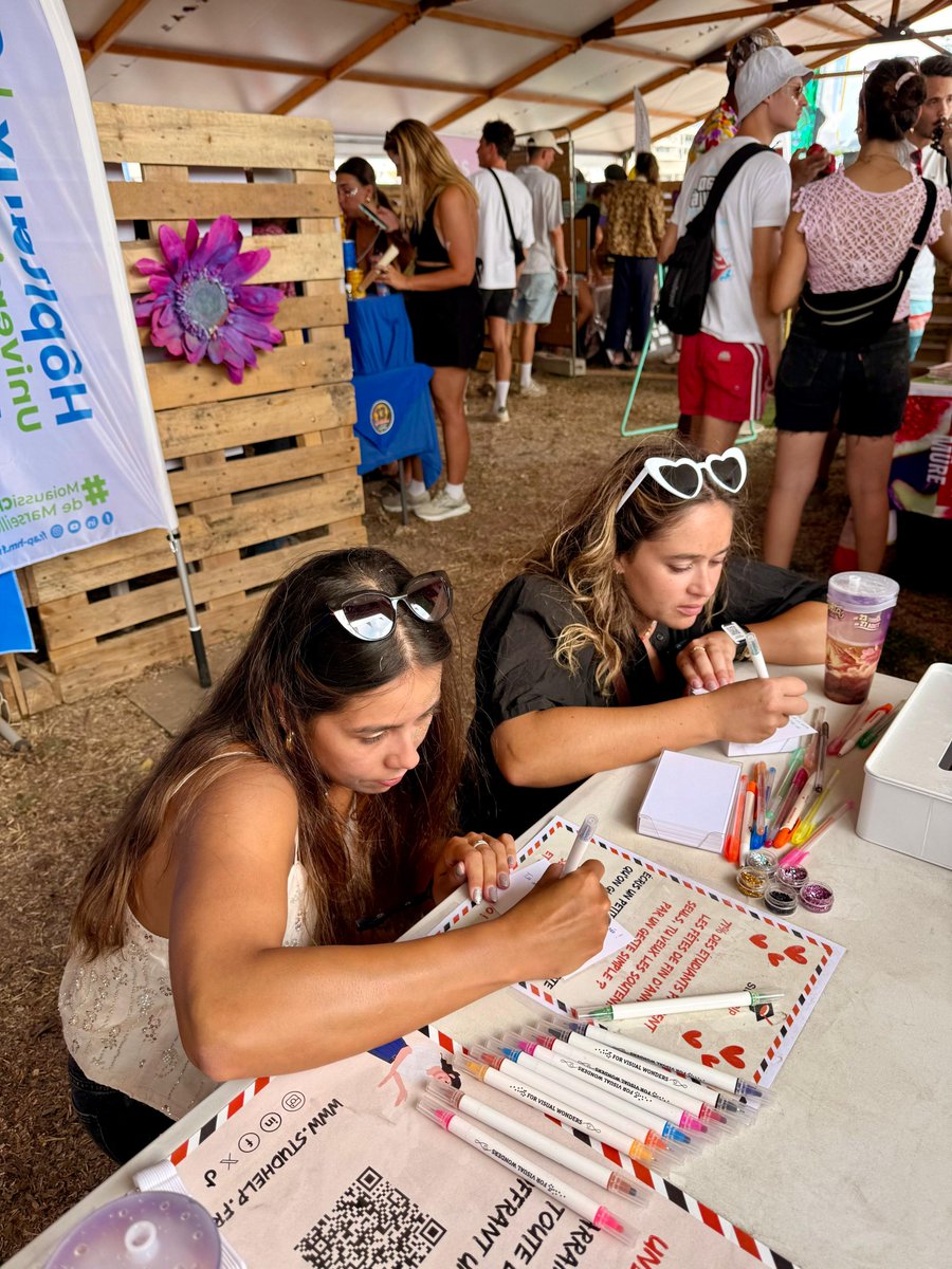 StudHelp_'s tweet image. 🎶🧡 StudHelp au Delta Festival !
Ce week-end, musique 🎵 et solidarité 🤝 étaient au rendez-vous. Merci à nos bénévoles, à l’équipe du festival et à tous les festivaliers pour ces moments de partage ✨💪