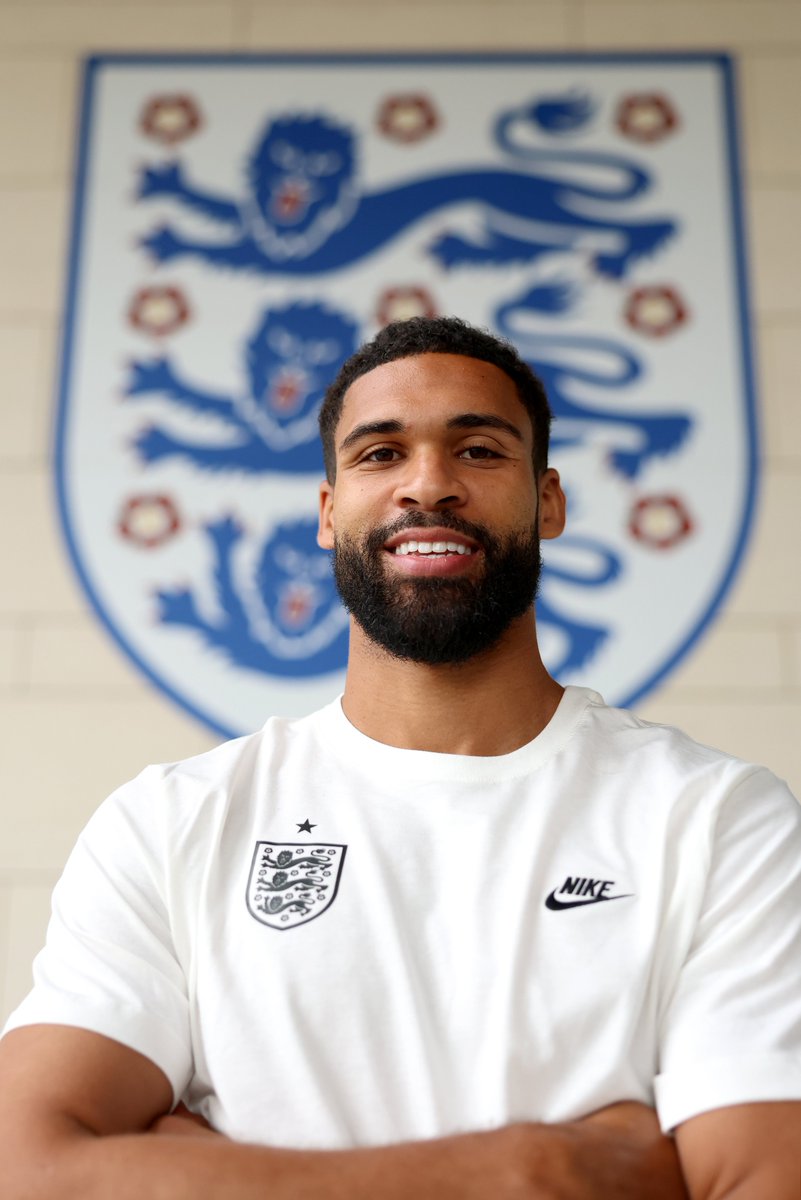 England (@england) on Twitter photo A #ThreeLions call-up for the first time in over six years.
Welcome back, <a href="/RLC/">Ruben Loftus-Cheek</a>! ❤️ A #ThreeLions call-up for the first time in over six years.
Welcome back, <a href="/RLC/">Ruben Loftus-Cheek</a>! ❤️